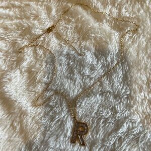 NEW NORDSTROM Letter R in White Crystals & Gold Platted Chain With Extender